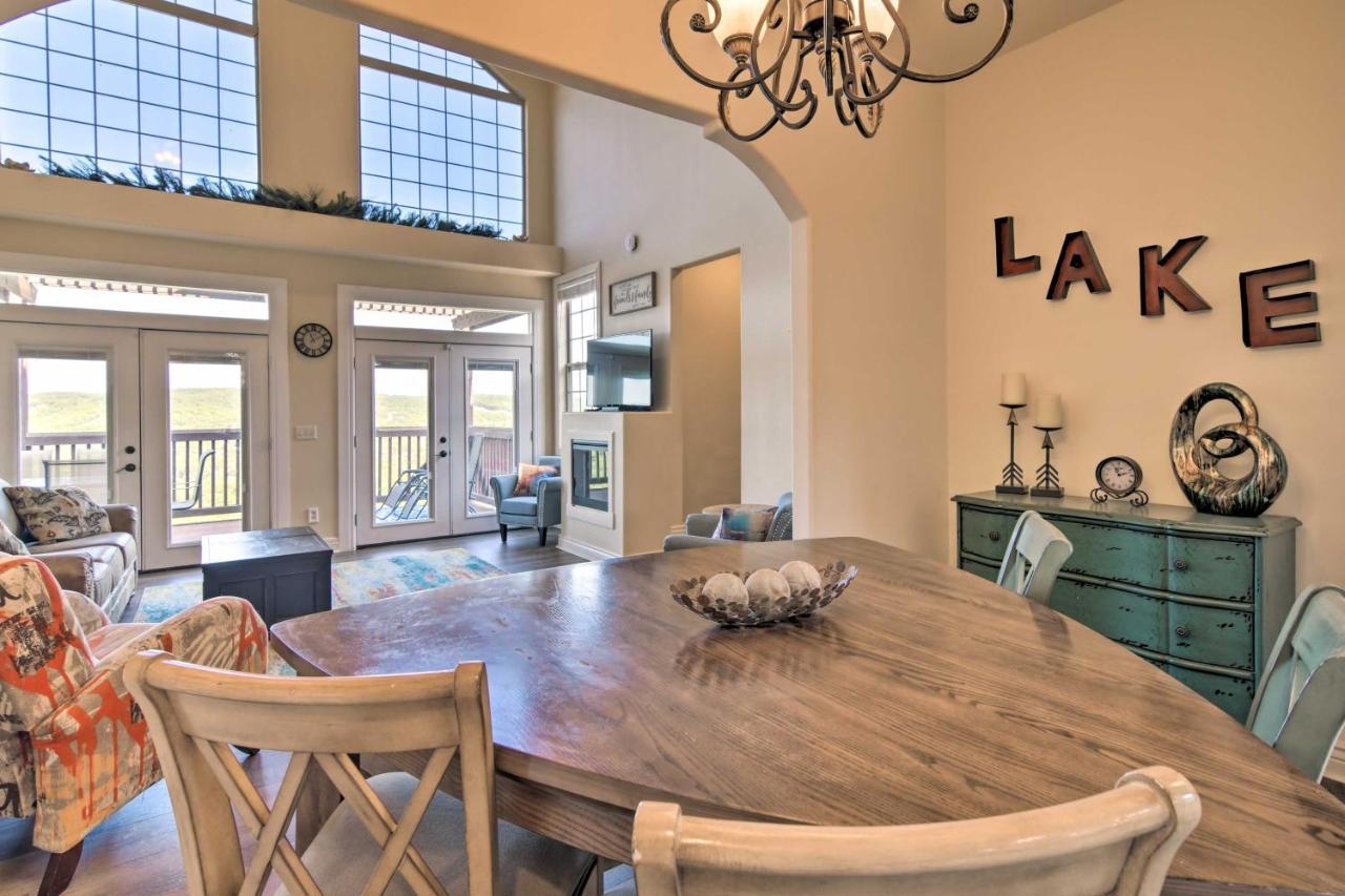 Appartement Luxe Branson Retreat With Mtn Views And Pool Access! Extérieur photo