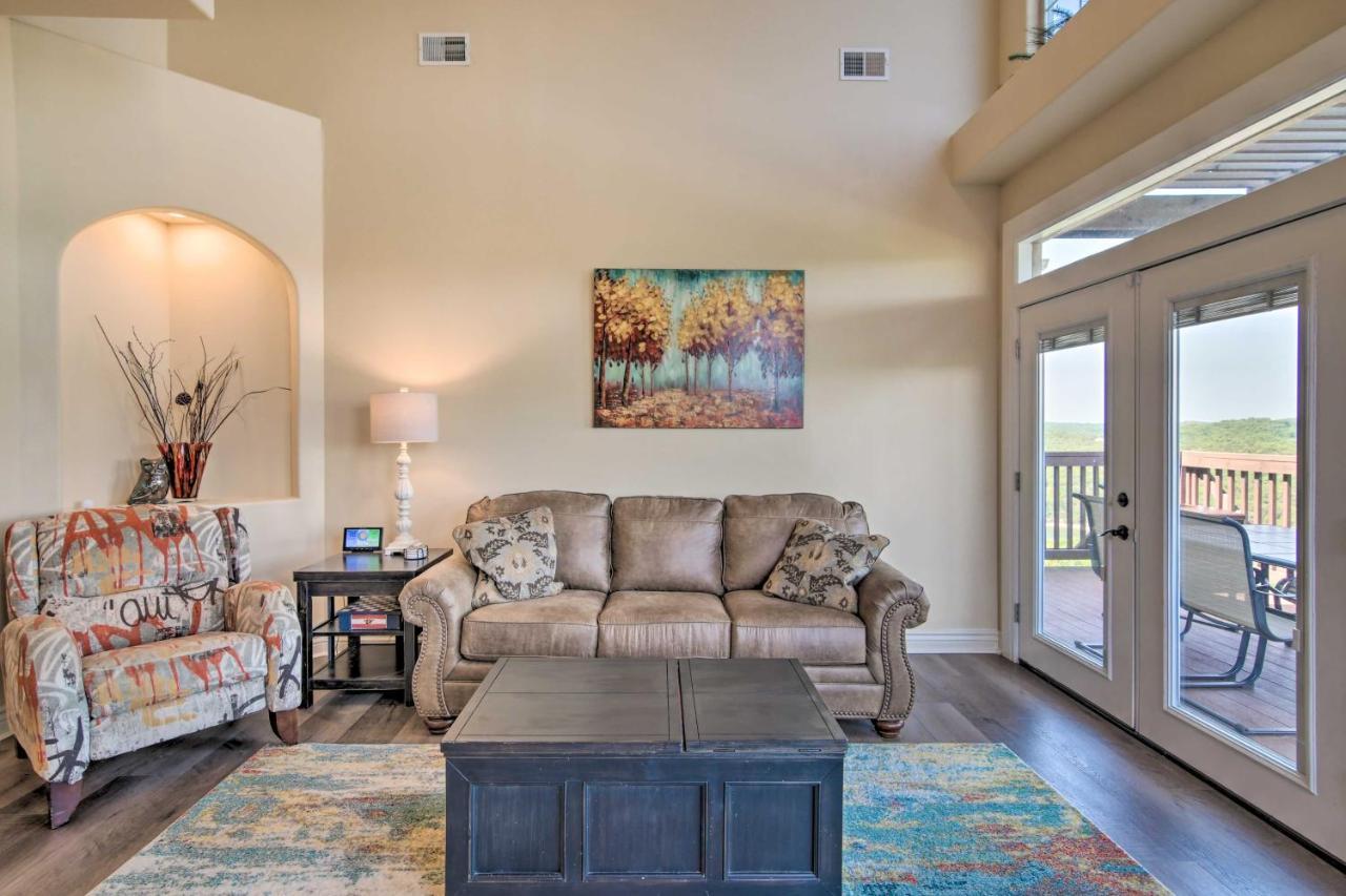 Appartement Luxe Branson Retreat With Mtn Views And Pool Access! Extérieur photo